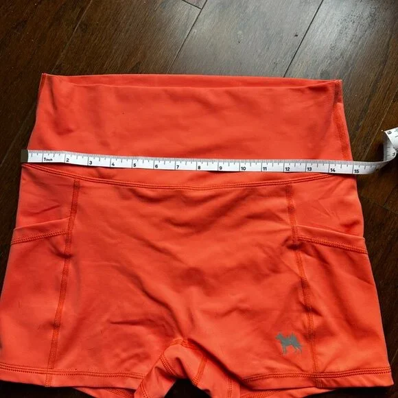 Wild South Coral workout shorts with pockets - Picture 5 of 7